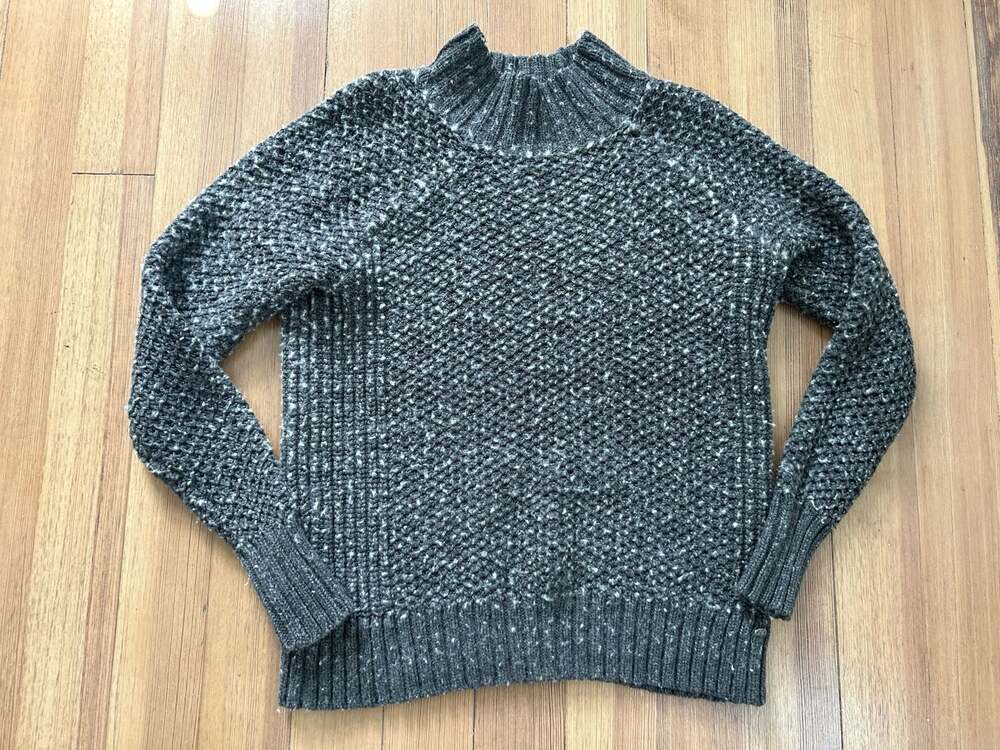 American Eagle Women's Mock Neck Marled Knit Sweater Gray